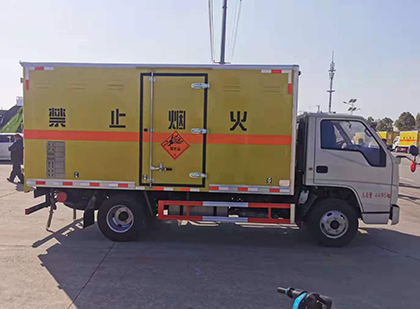 潍坊爆破器材运输车