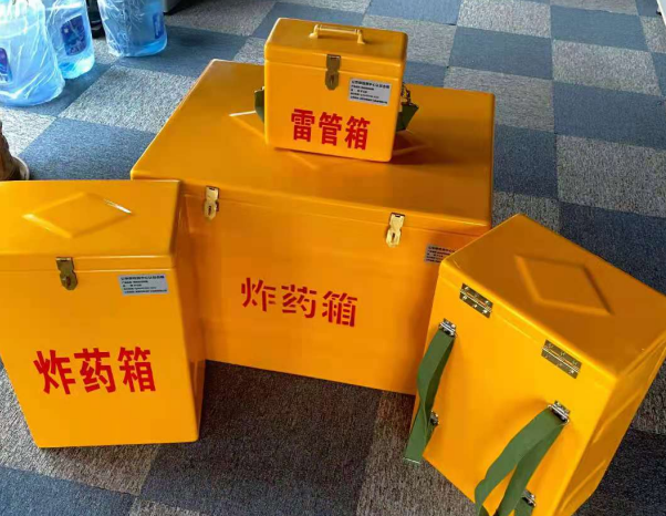 潍坊不同环境下如何选择炸药箱雷管箱